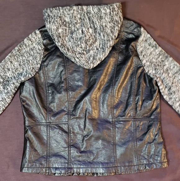 J2 Moto Jacket With Detachable Hood - Picture 2 of 8